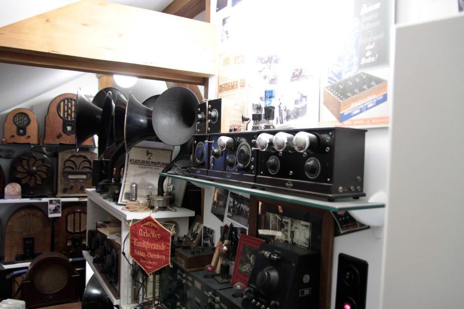 Sammlung alter Radios von Jörg Chowanetz